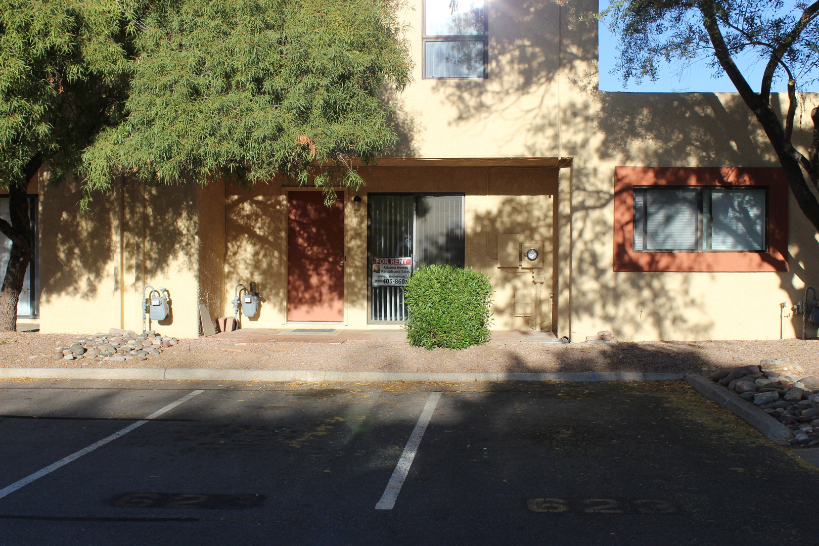 Tucson House: 621 South Kacee Ave