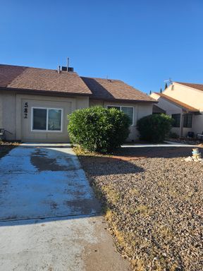 587 Charles Dr – photo 1
