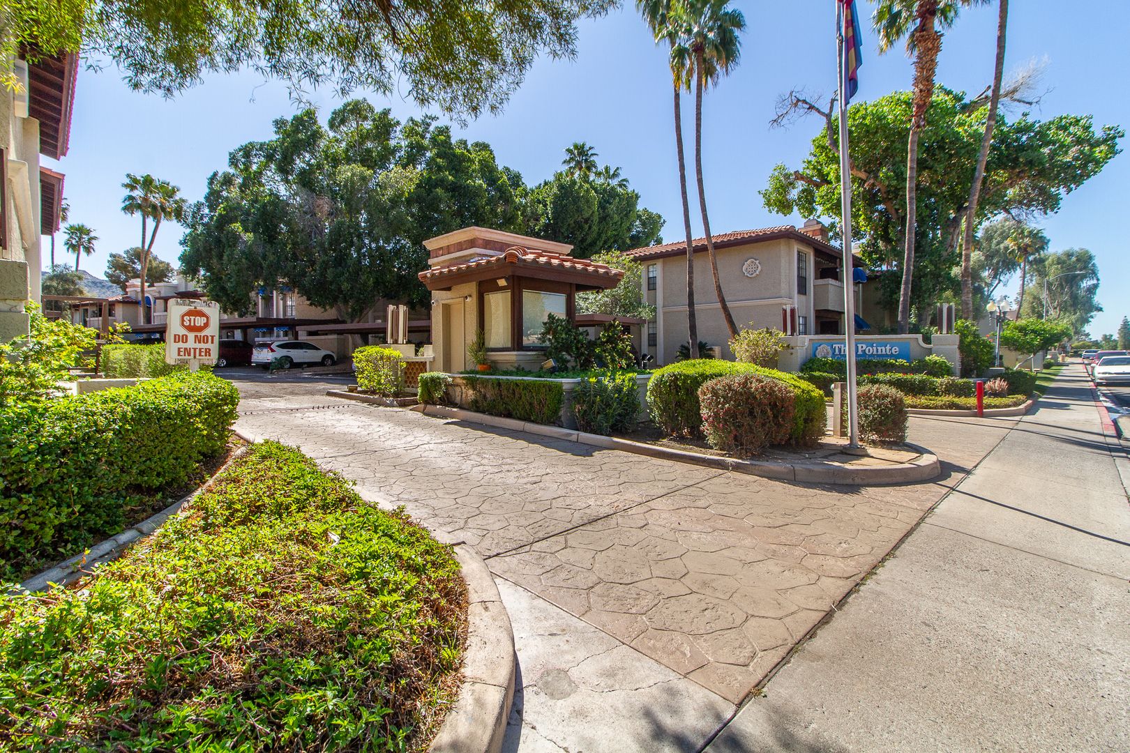 Phoenix House: 7557 N. Dreamy Draw Drive #101