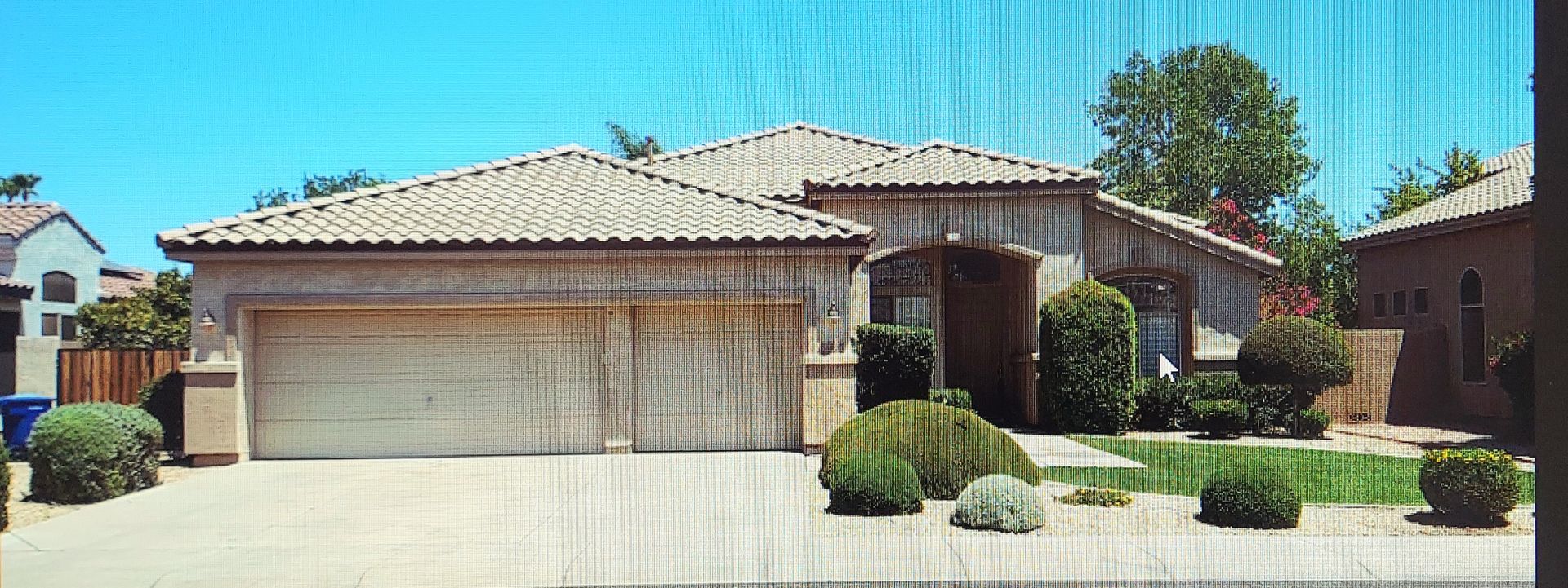 Chandler House: 682 W. RAVEN DR.