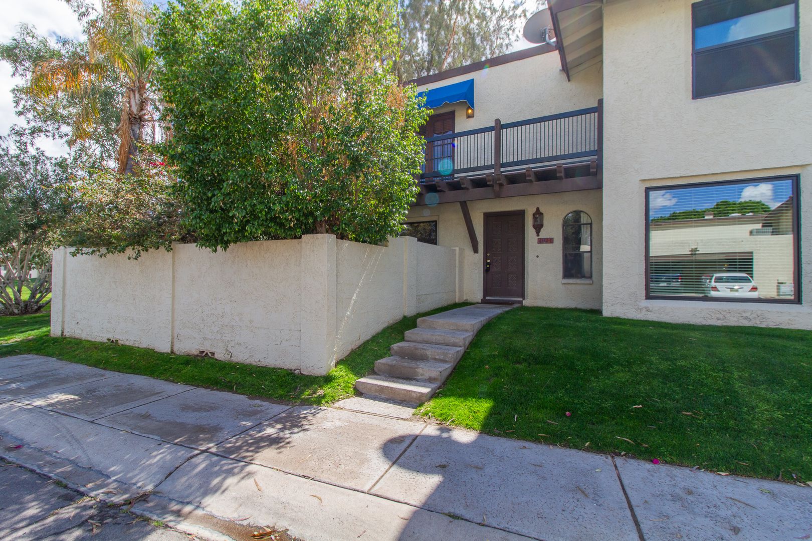 Phoenix House: 4853-2 E EUCLID AVE