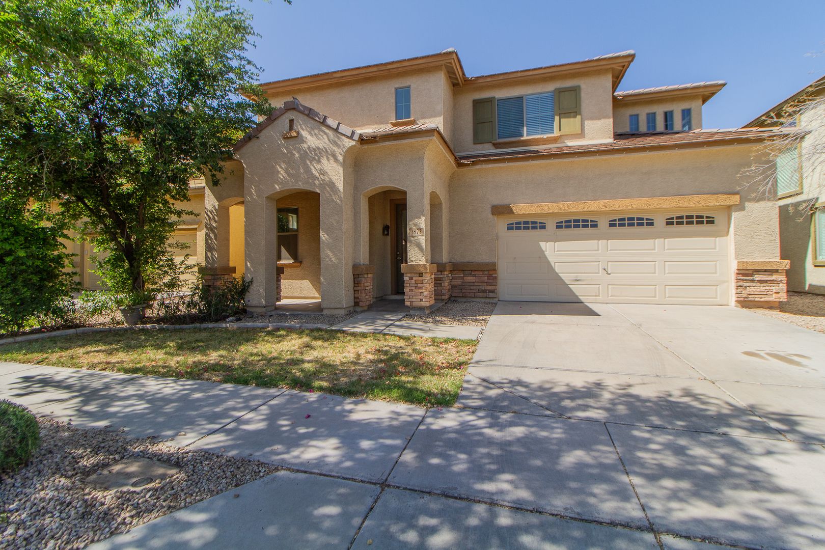 Gilbert House: 3873 E BRIDGEPORT PKWY