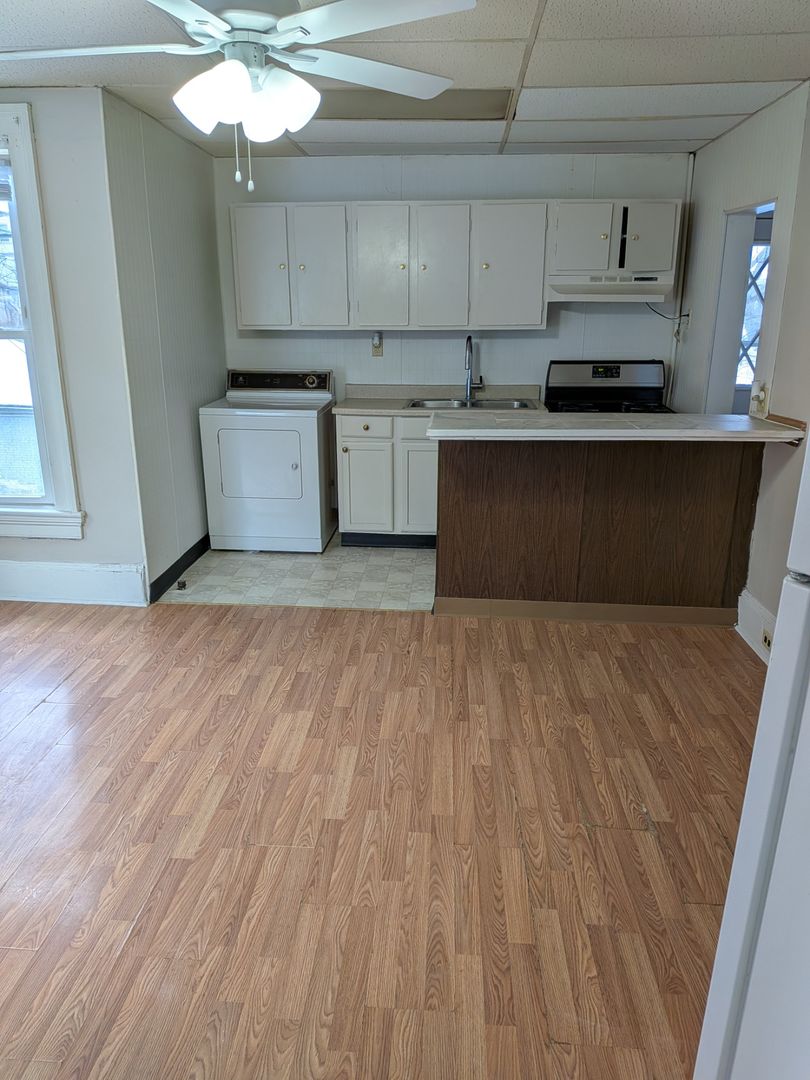 Scranton Apartment: 1106 - 1108 Gibbson st