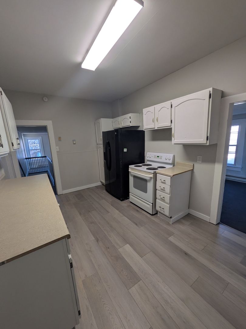 Scranton Apartment: 452 St Francis Cabrini Ave