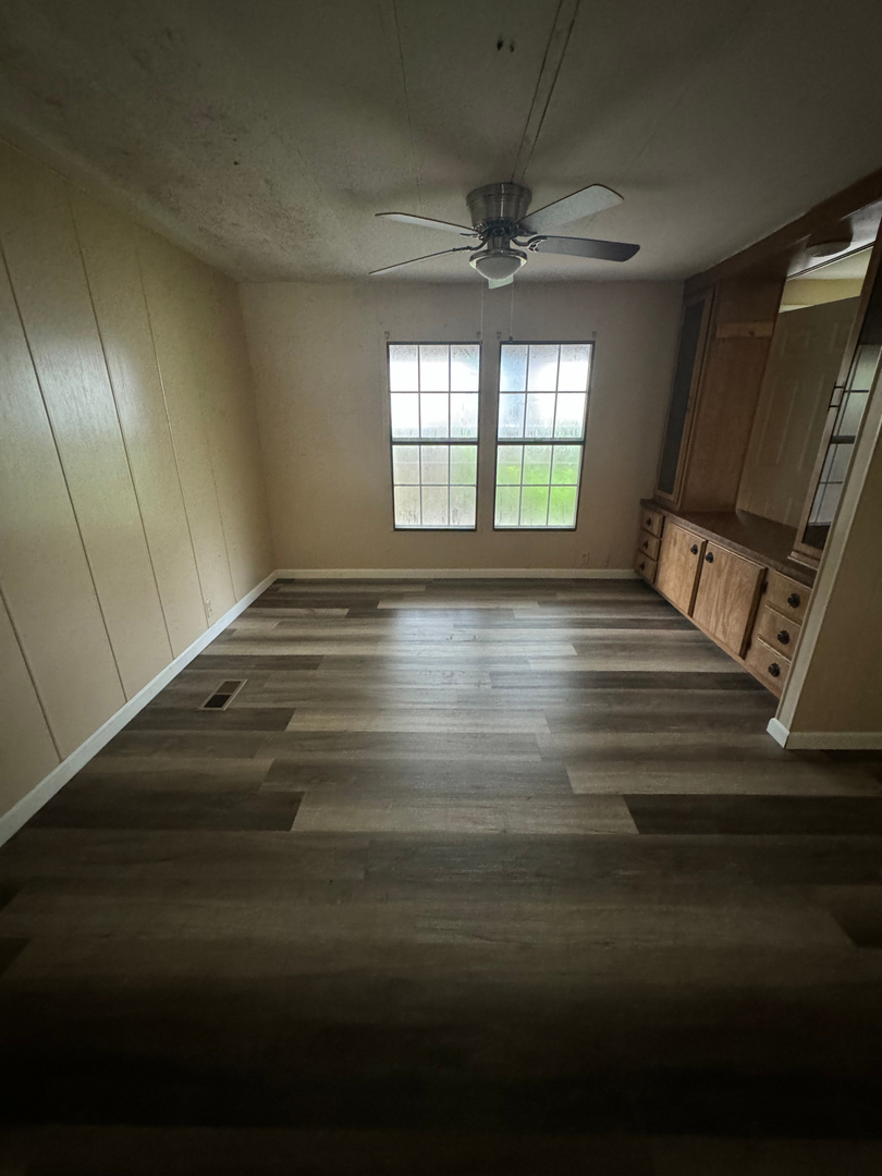 6841 Klug Pines 2 of 7