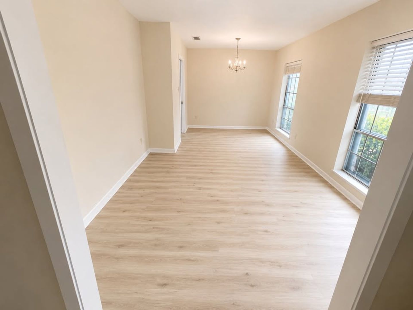 2907 Salem Dr 3 of 12