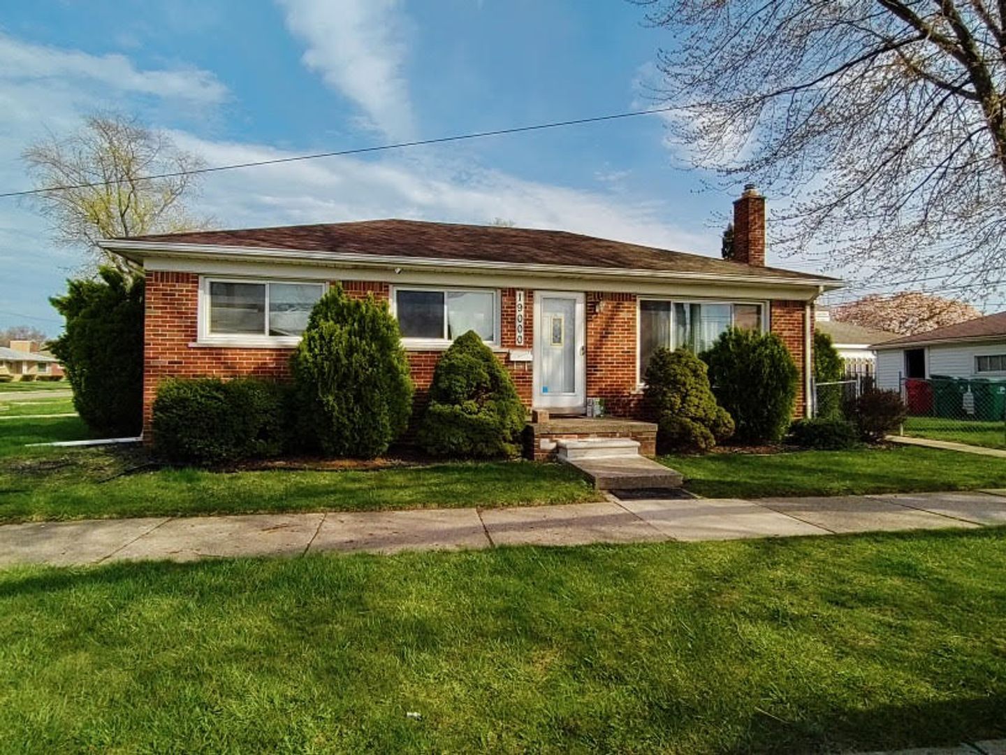 Eastpointe House: 19000 Rosetta
