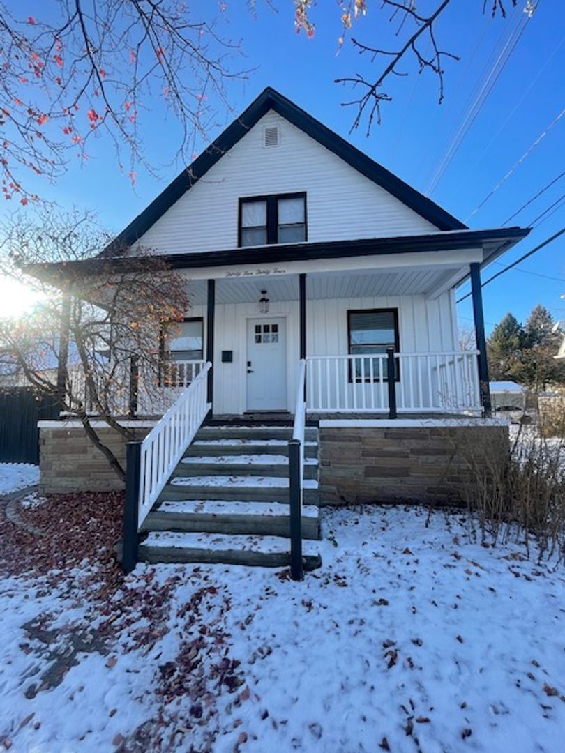 Wyandotte House: 3534 4th Street