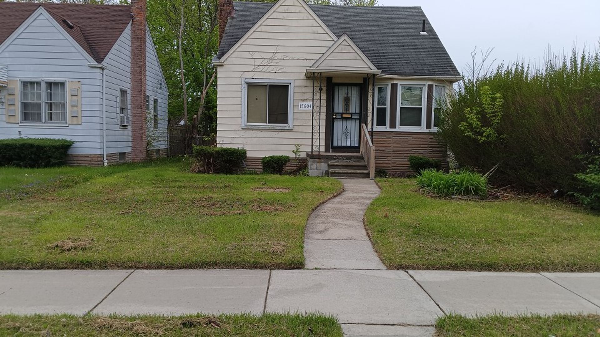 Detroit House: 15604 Coram