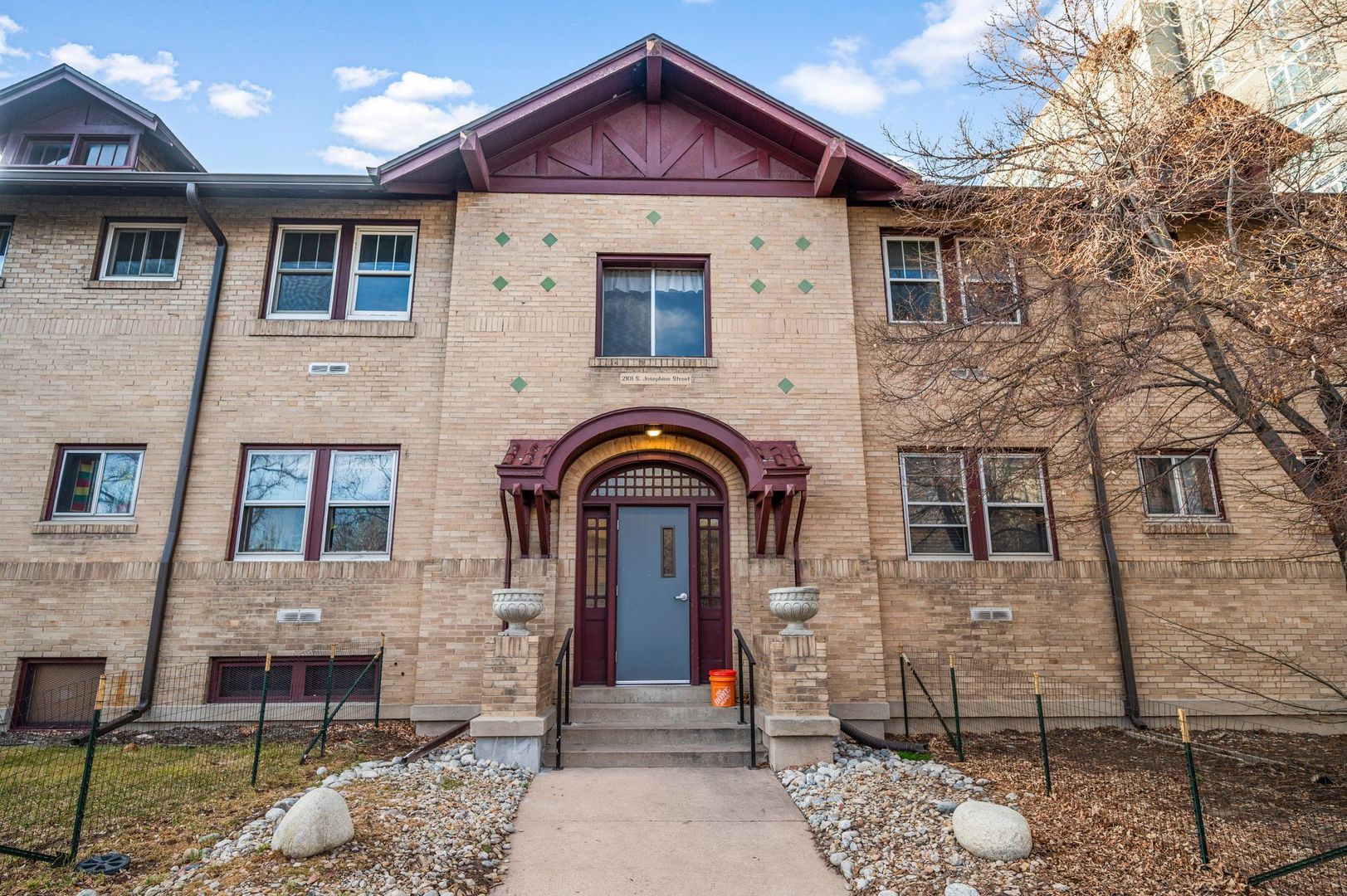 Denver Condo: 2101 S Josephine St #202
