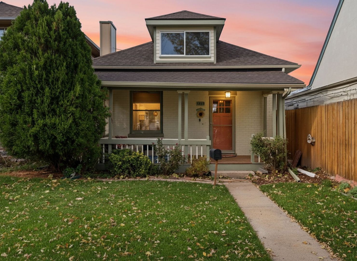 Denver House: 1479 Ivanhoe St