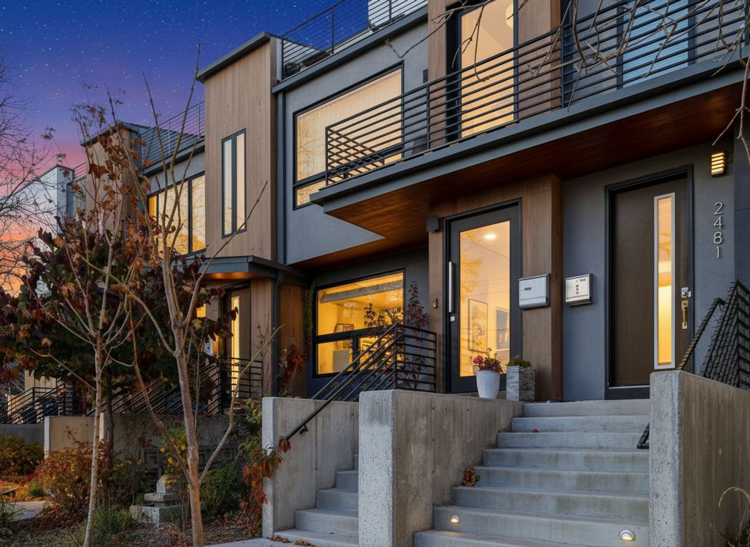 Denver House: 2483 Caithness Pl