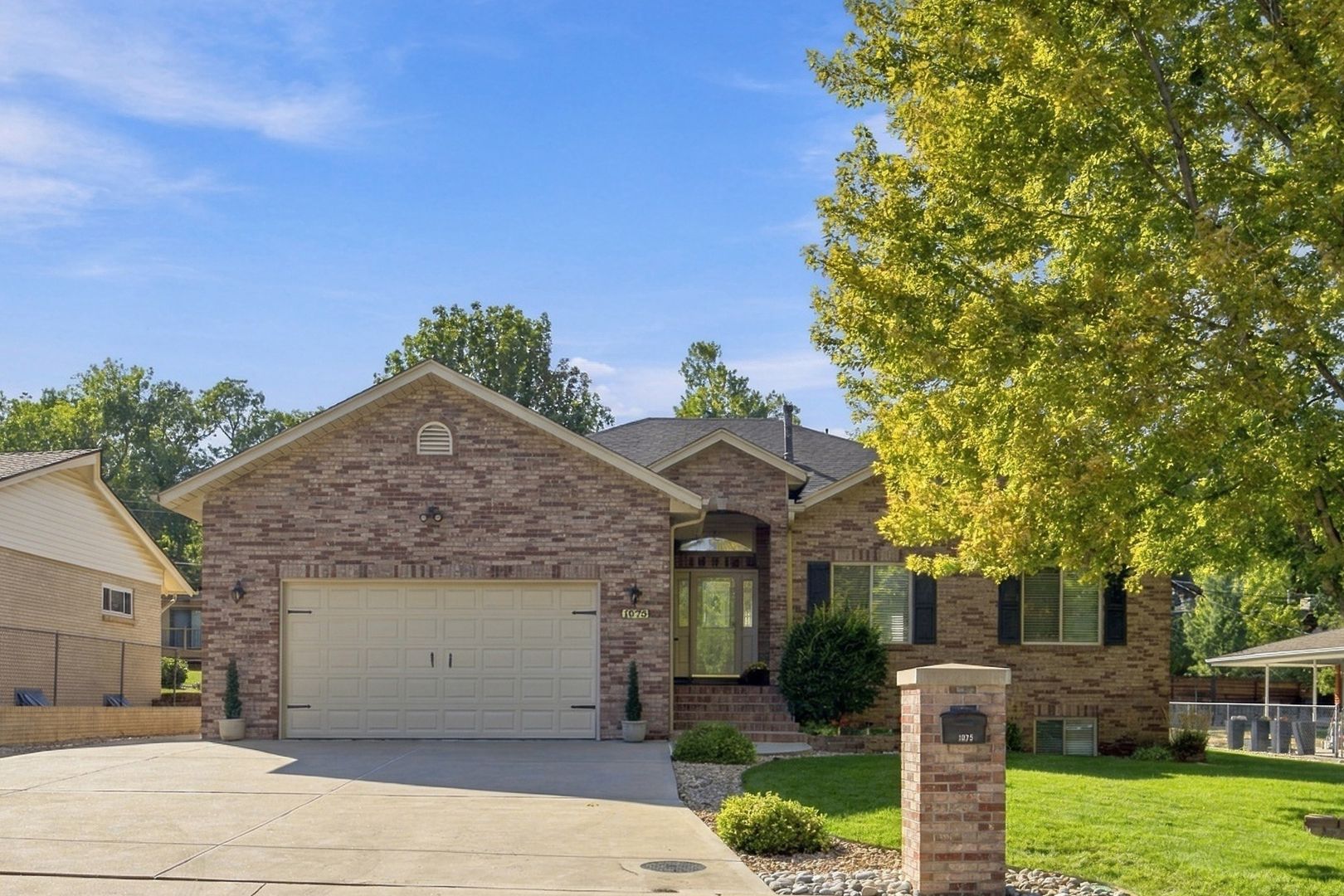 Golden House: 1075 Yank St