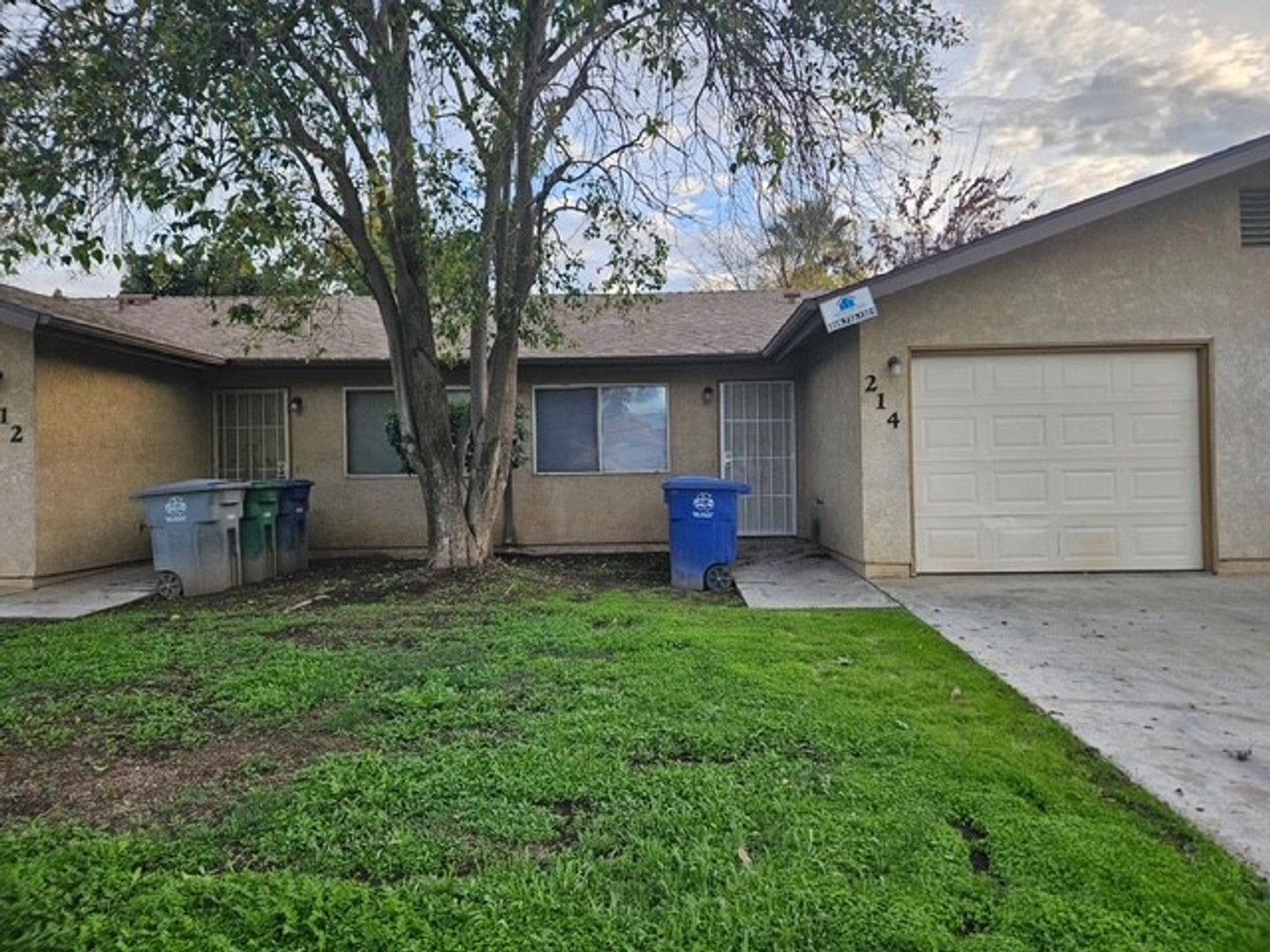 Exeter Apartment: Vine Street