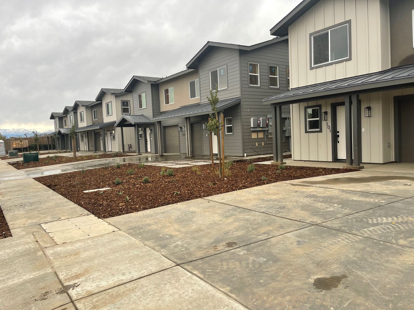 Visalia Apartment: 2029 W. Corvina