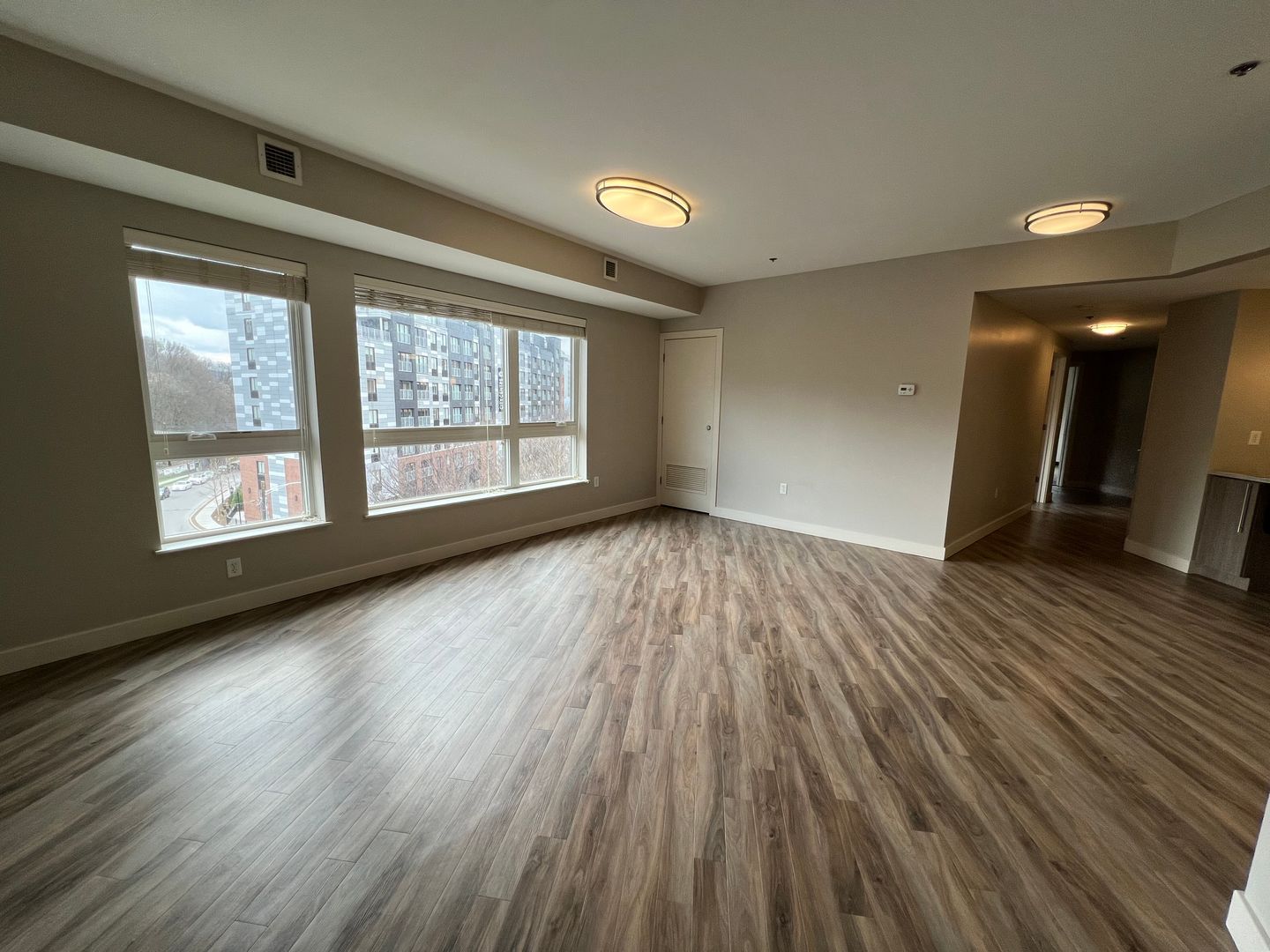 140 Seneca Way 3 of 13