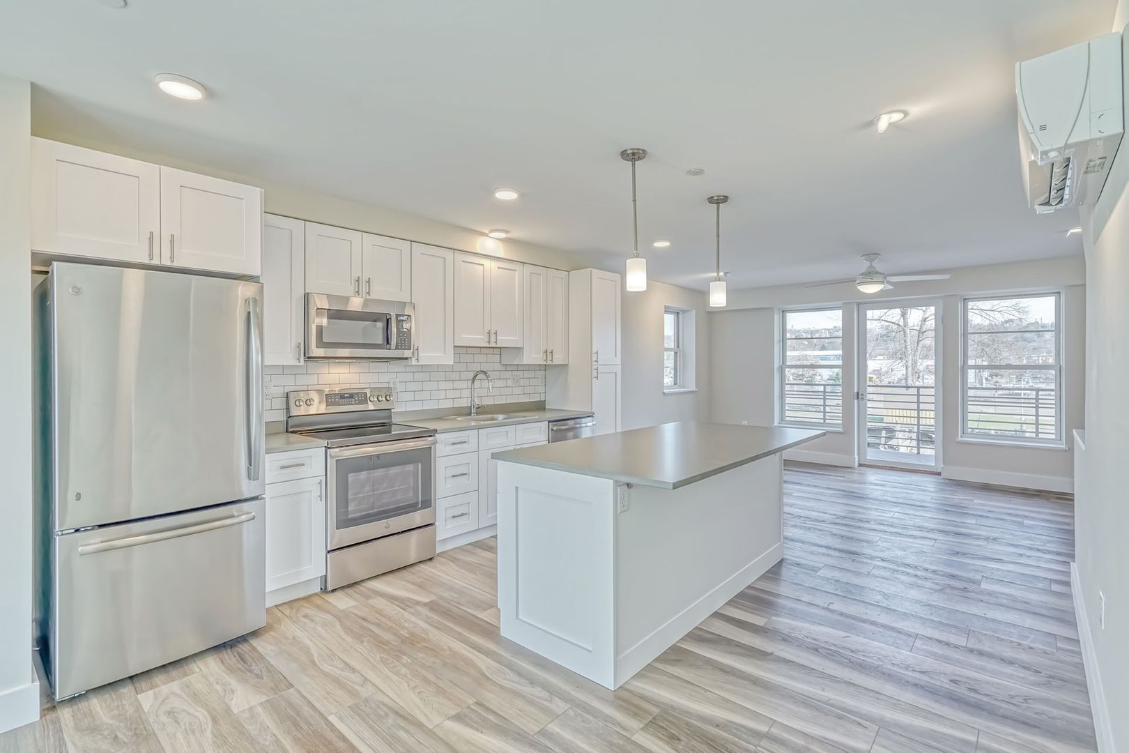 Ithaca Apartment: 323 Taughannock Boulevard