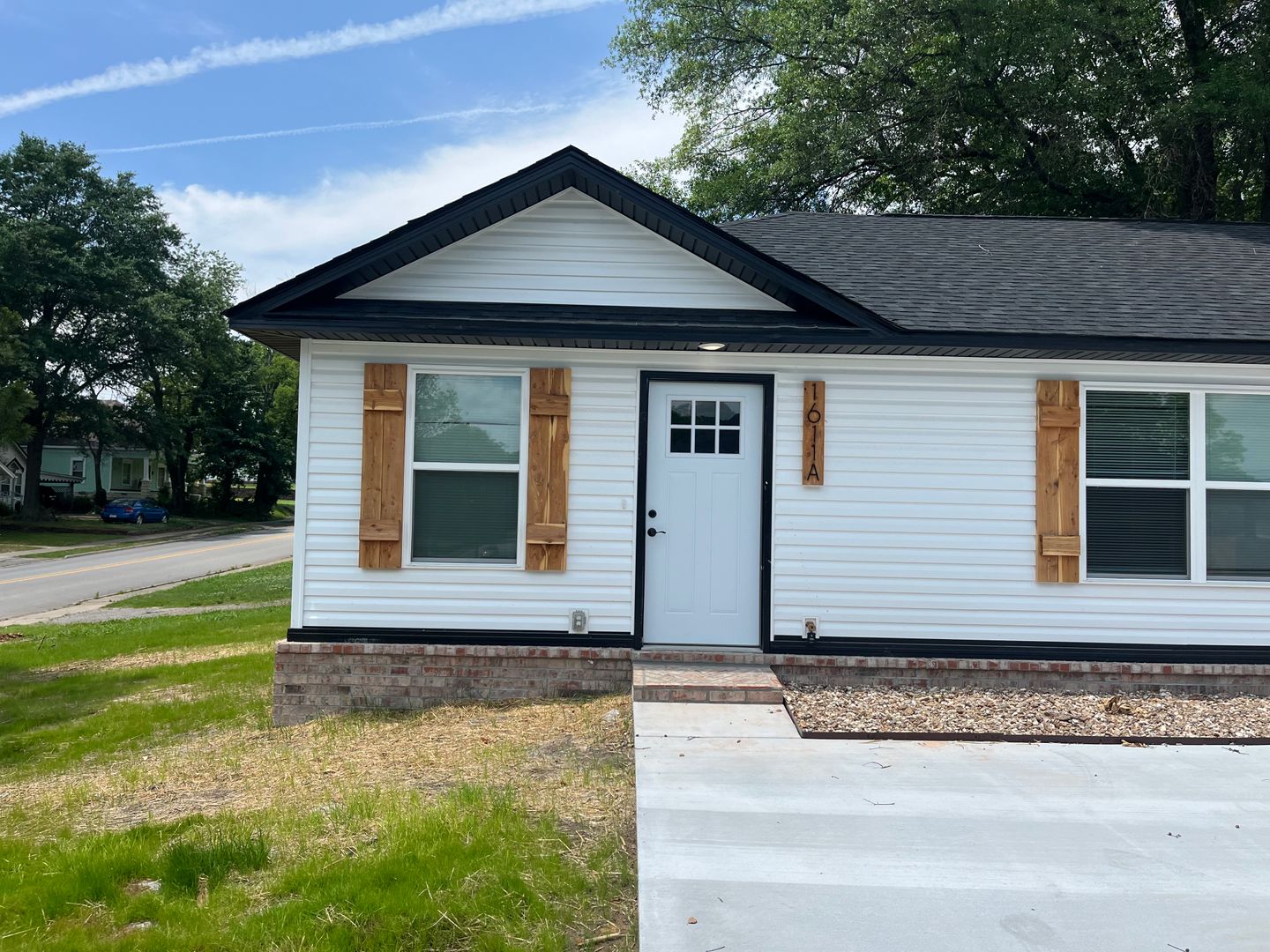 Van Buren Multiplex: 1611 Poplar Street