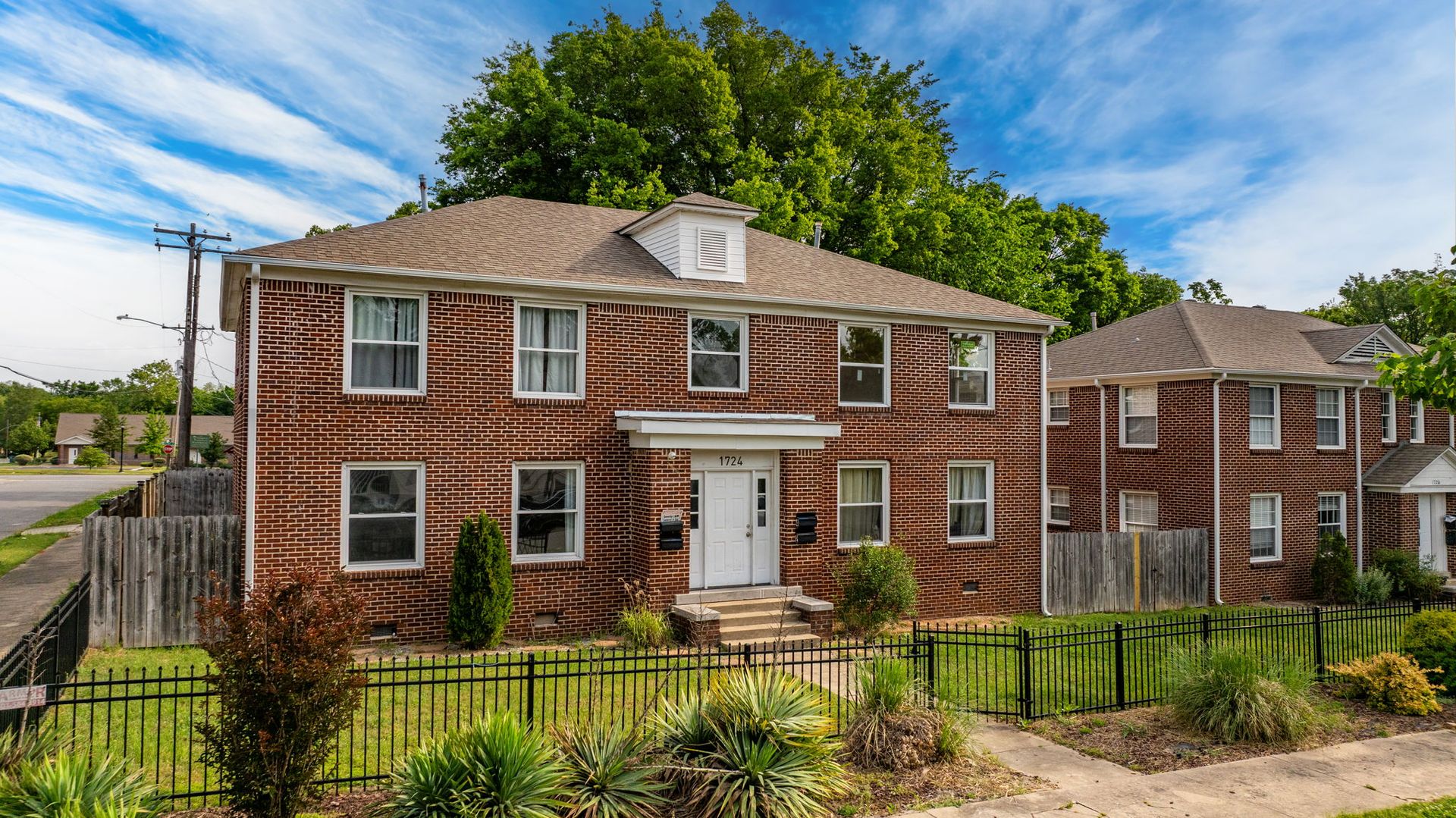 Little Rock Apartment: 1724 W 19th St