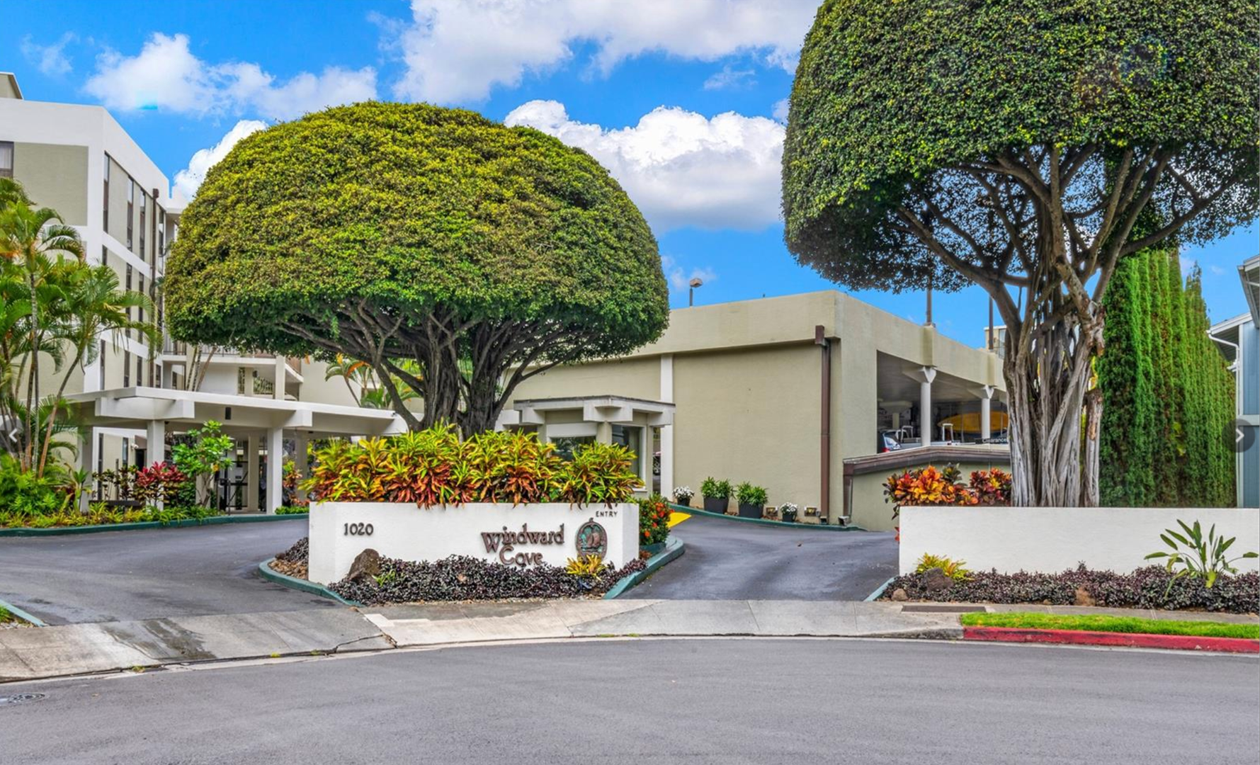 Kailua House: 1020 Aoloa Pl. #207B