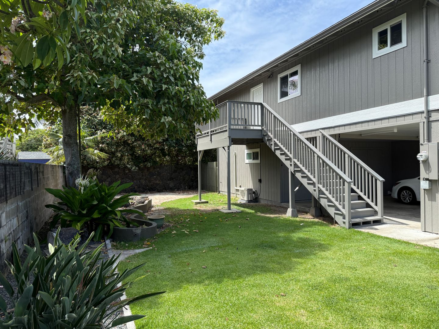 Kailua Multiplex: 210 Kalama Street