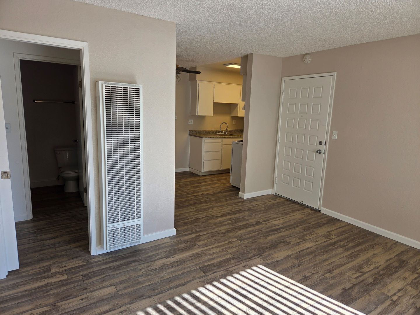 Sacramento Apartment: 9230 Kiefer Blvd