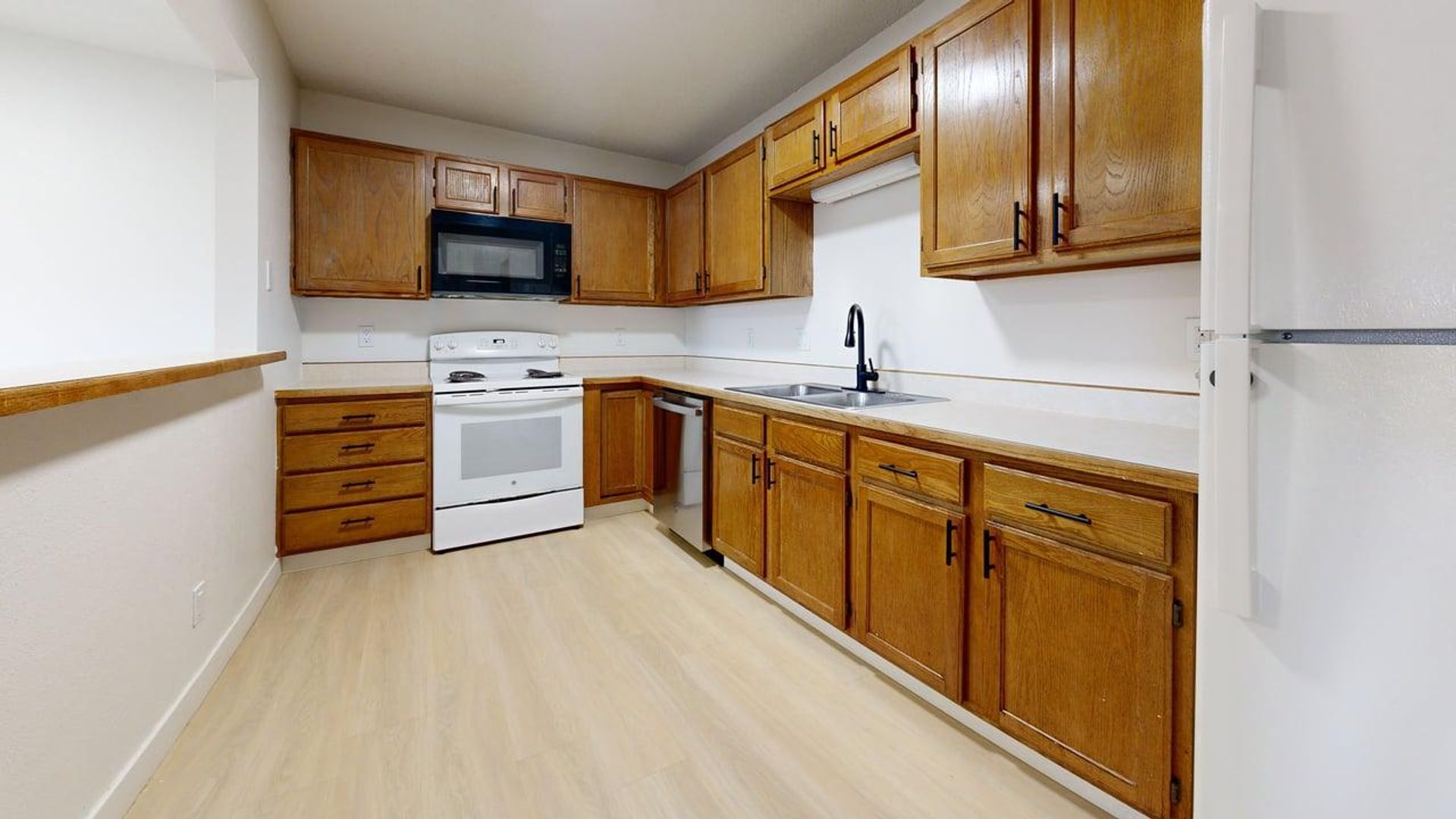 Bismarck Apartment: 2141 Xavier Street