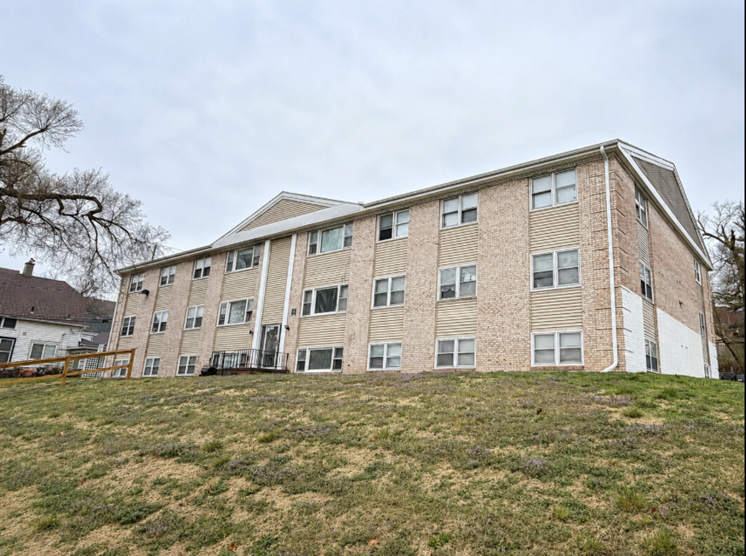 Omaha Apartment: 2206 K Street