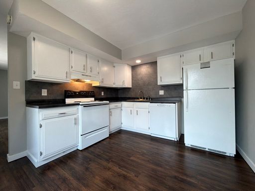 2-bedroom, 1 bathroom apartment for rent located in Seward, NE – photo 1