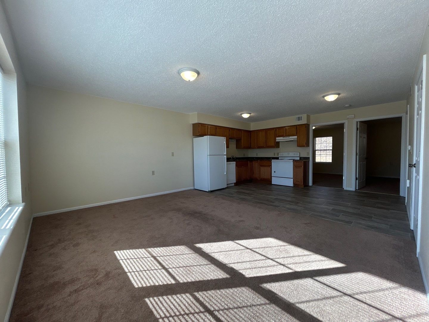 Wamego Apartment: 1015 West 14th Street