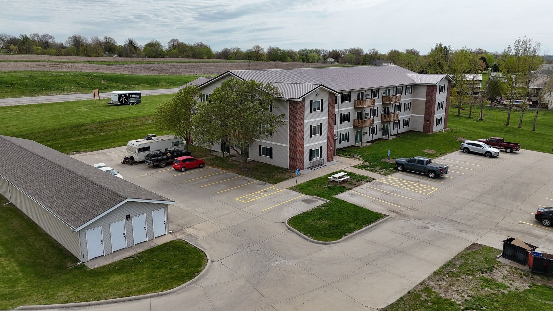 Clarinda Apartment: 940 S 27th Street