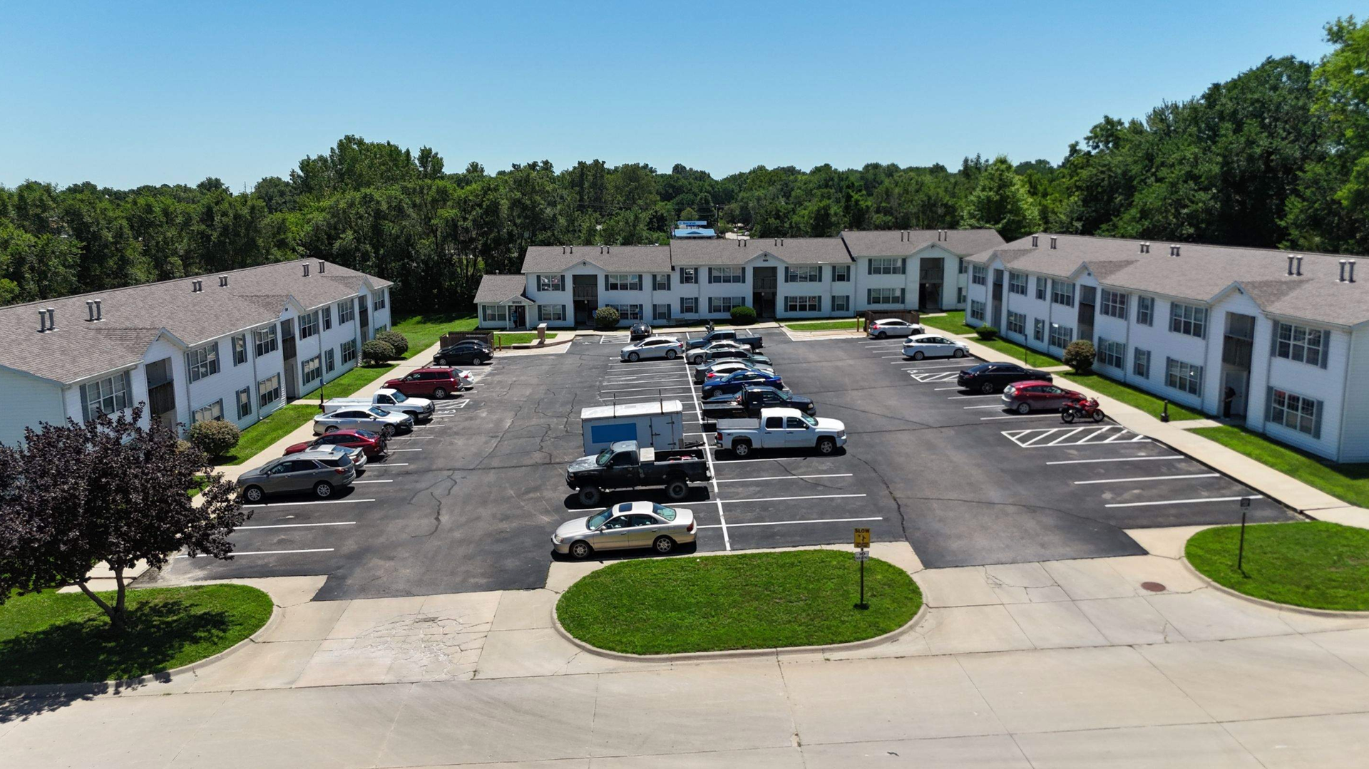 Wamego Apartment: 1015 West 14th Street