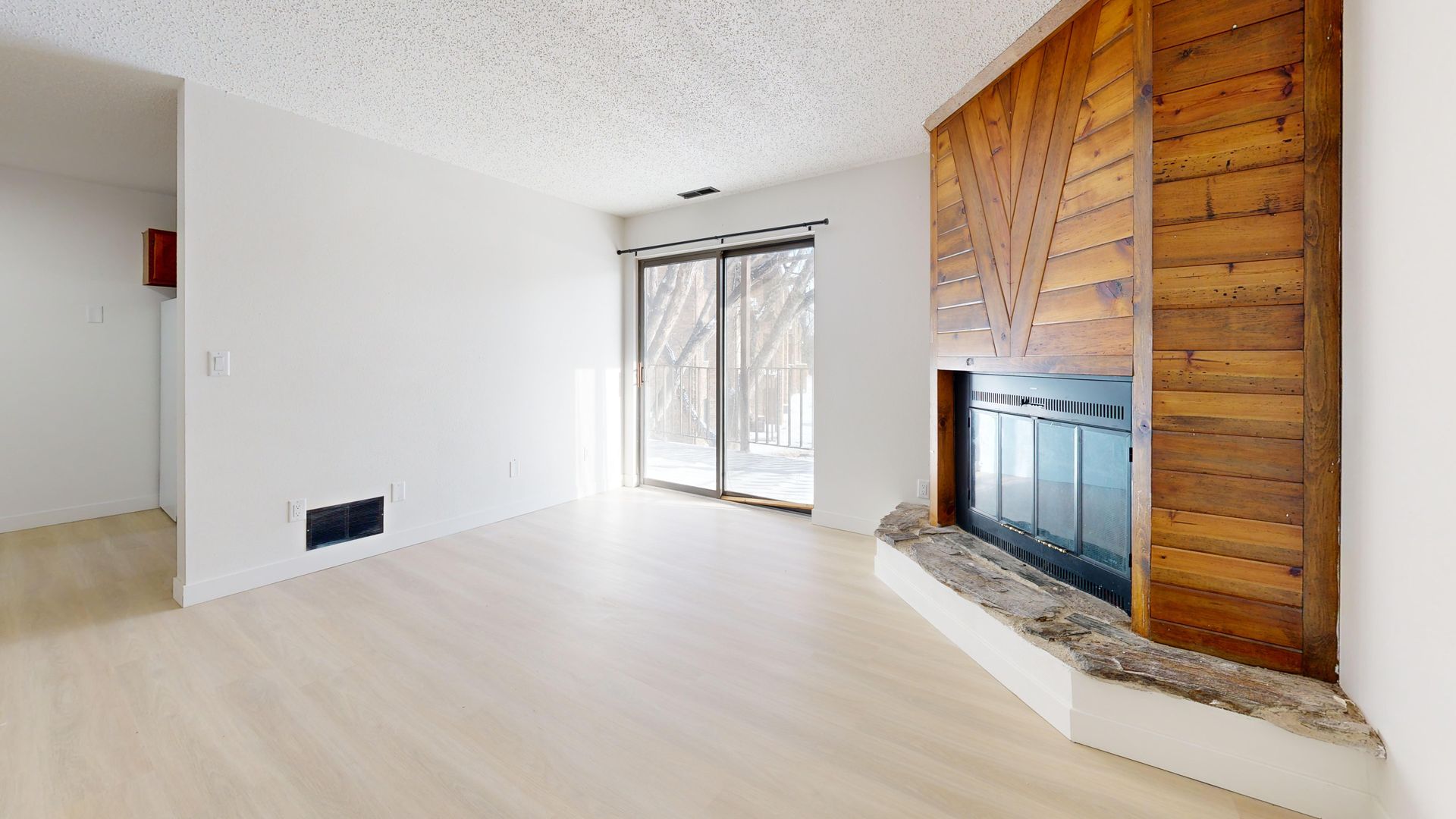 Bismarck Apartment: 215 East Arbor Ave