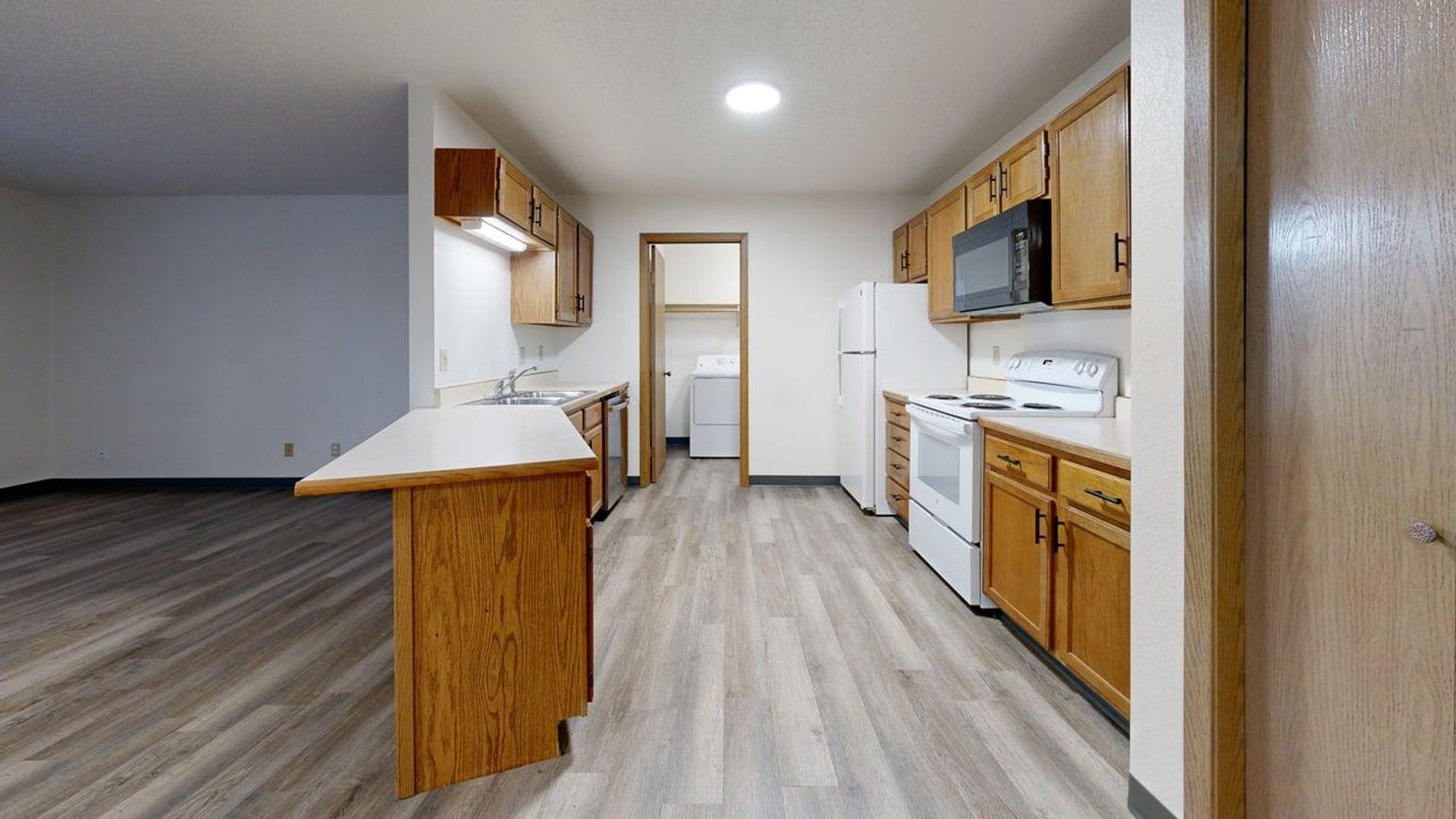 Bismarck Apartment: 2141 Xavier Street