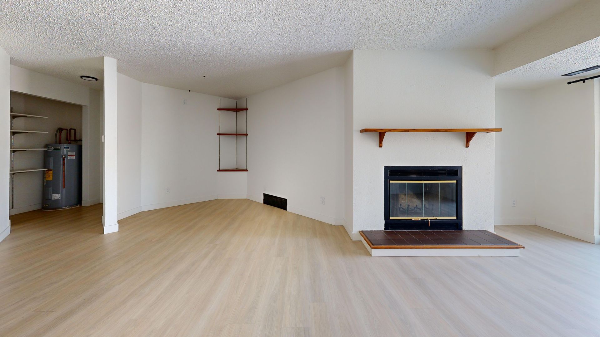 Bismarck Apartment: 215 East Arbor Ave