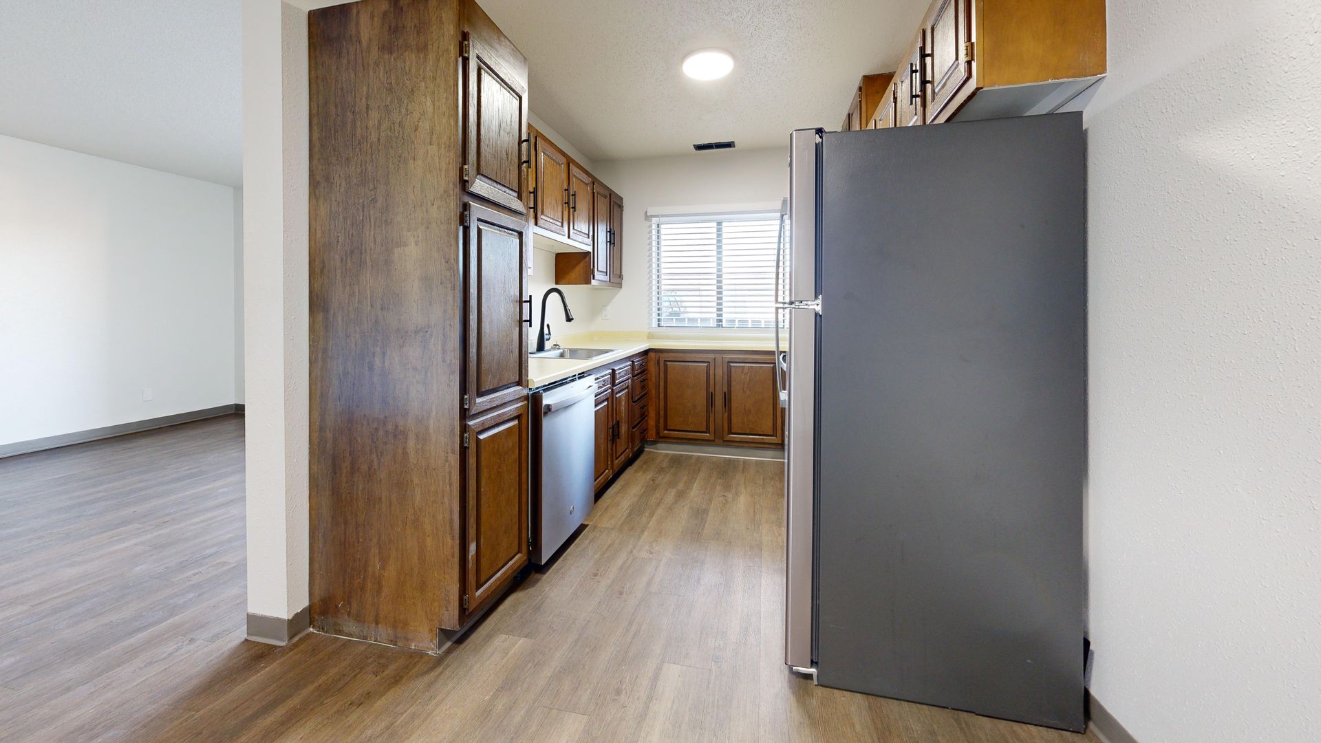 Bismarck Apartment: 215 East Arbor Ave