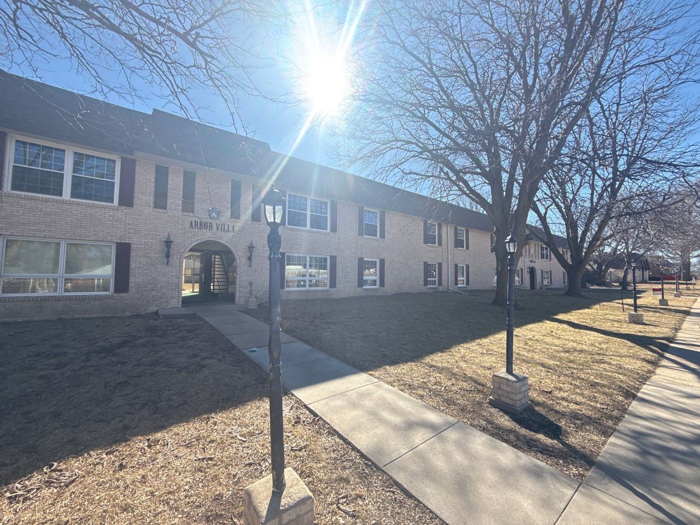 York Apartment: 650 E 12th Street