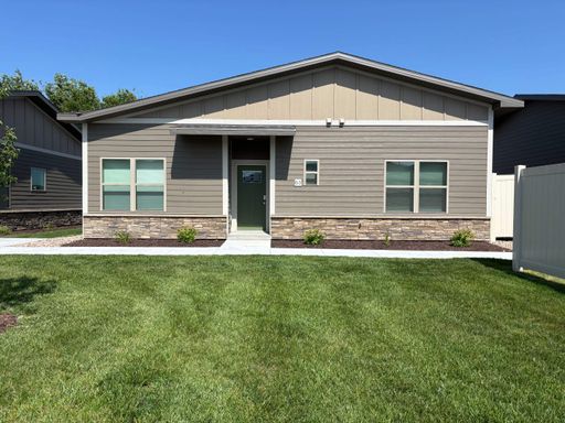 Leasing now! Concord Villas- 2-bedroom Villas for rent – photo 1