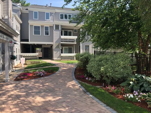 The McIntosh Premium at Appleton Square – photo 1