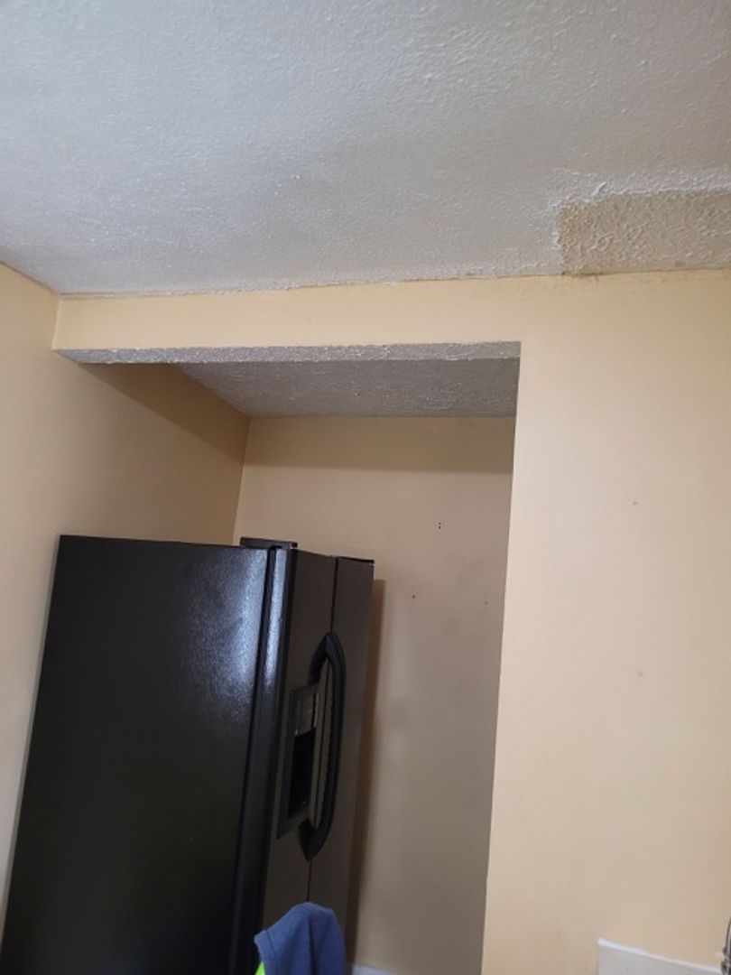 CRAWFORDSVILLE Apartment: 201 W Chestnut