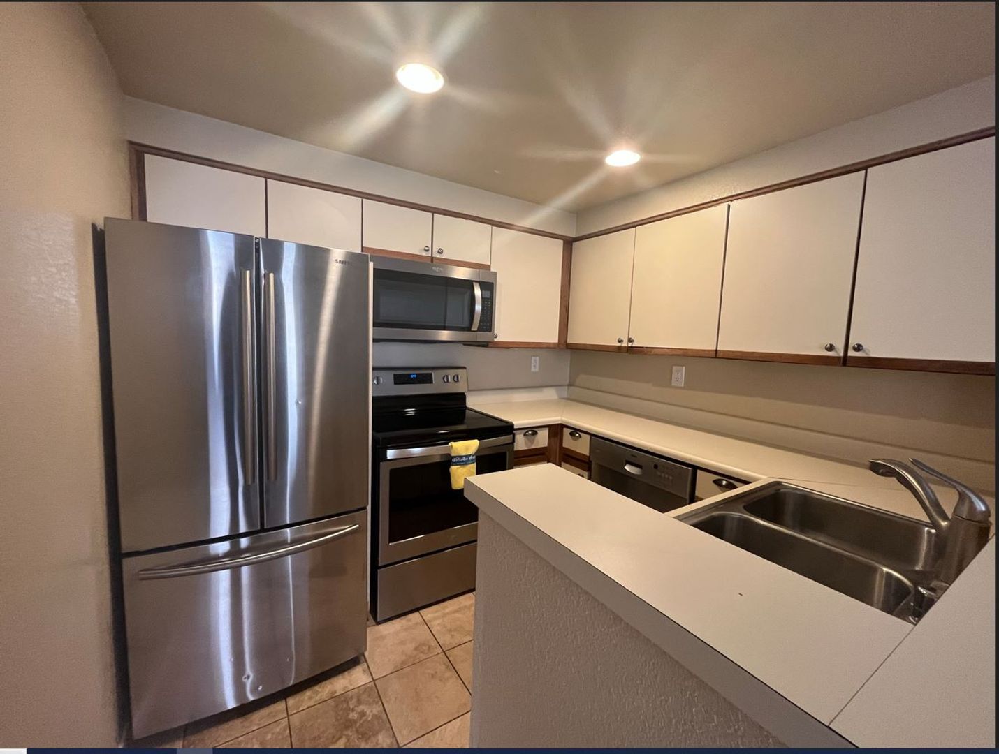 San Diego Condo: 3929 Nobel Dr.