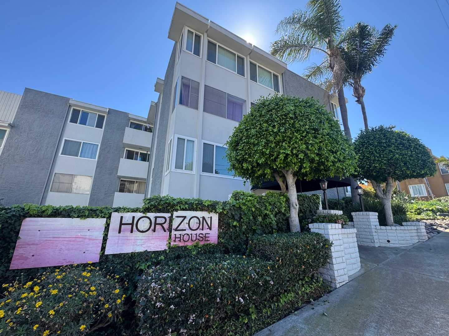 San Diego Condo: 1907 Robinson Ave #101