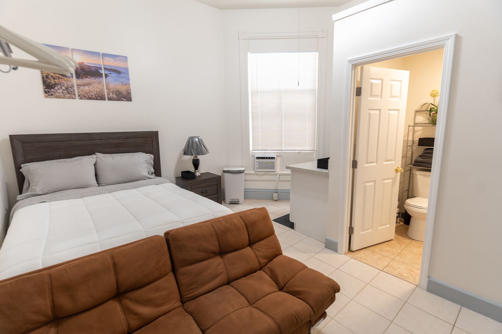San Diego Apartment: 444 G Street