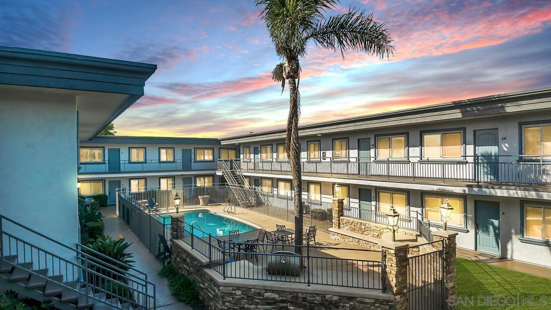 Imperial Beach House: 1450 Iris Ave #11