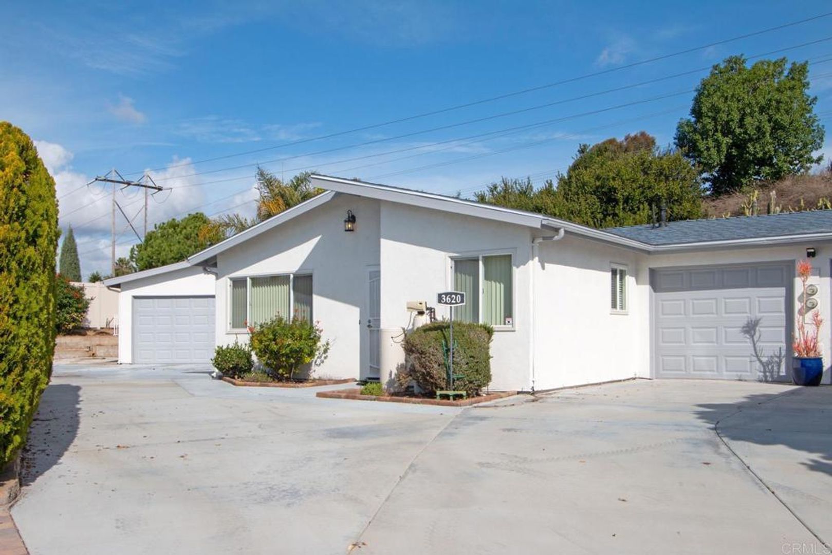 Oceanside House: 3620 Frenzel Cir