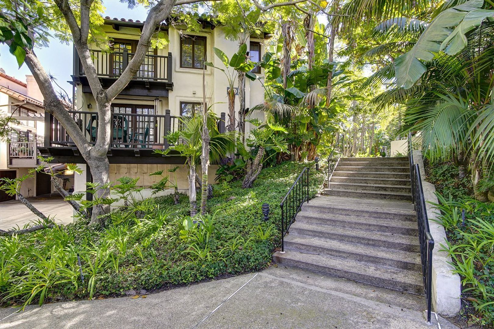 San Diego House: 8606 Villa La Jolla Dr