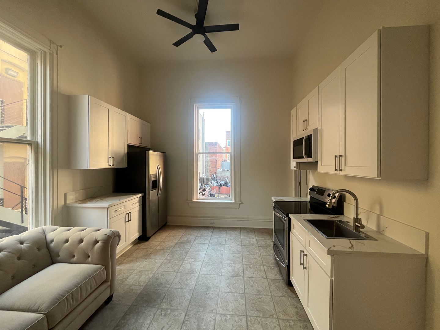San Diego Apartment: 444 G St