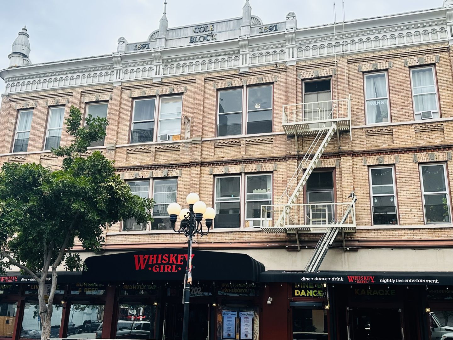 San Diego Apartment: 444 G Street