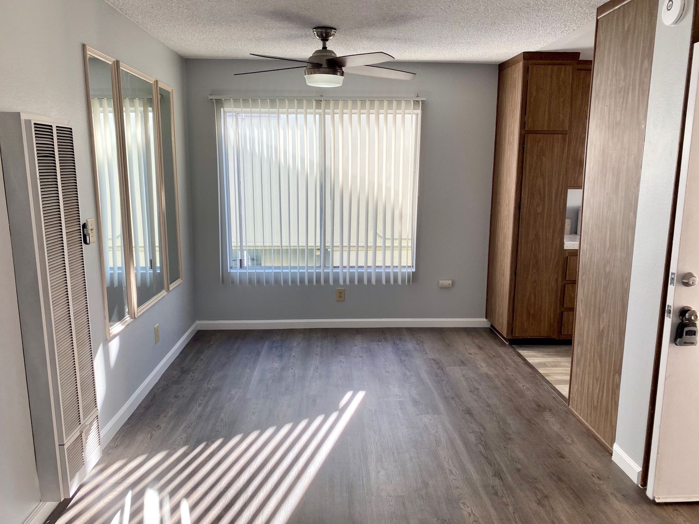San Diego Apartment: 1235 Grand Ave.
