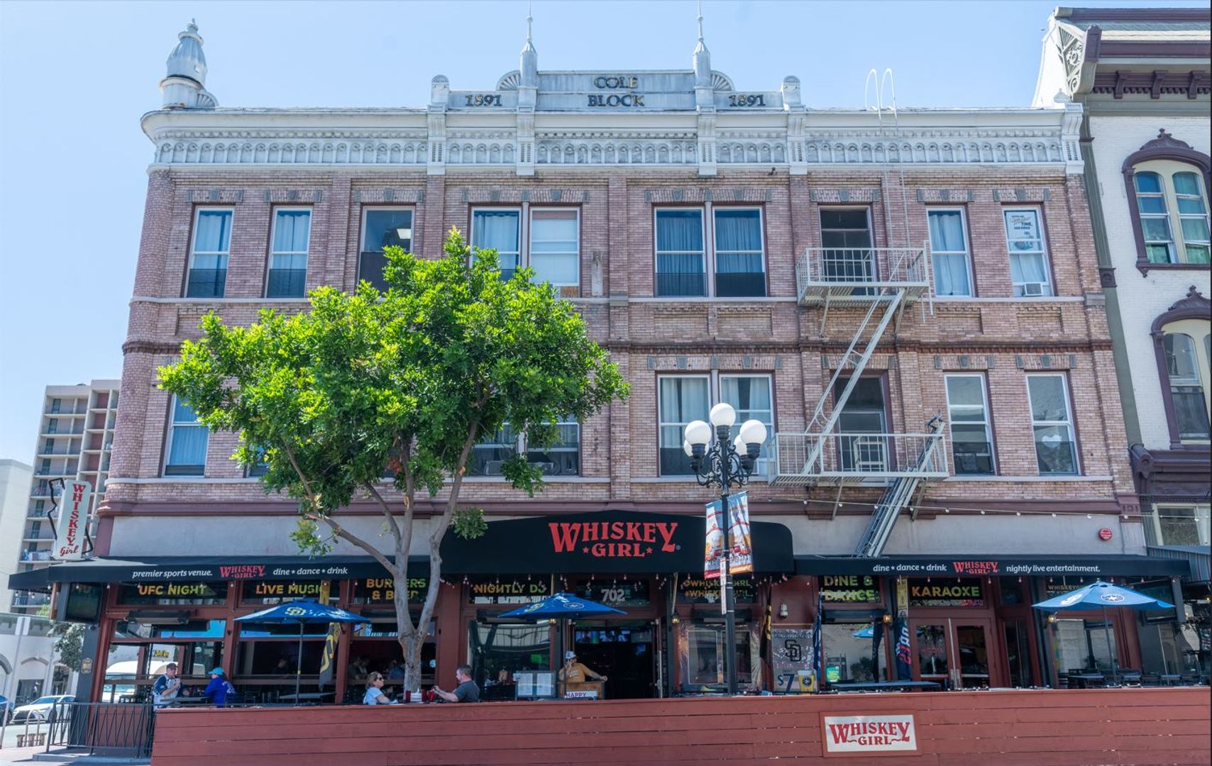 San Diego Apartment: 444 G St